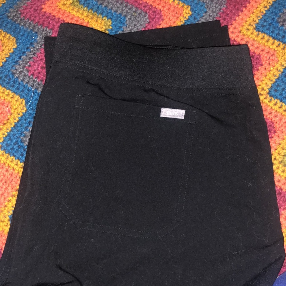 FIGS Technical Collection Black Scrubs XL/P